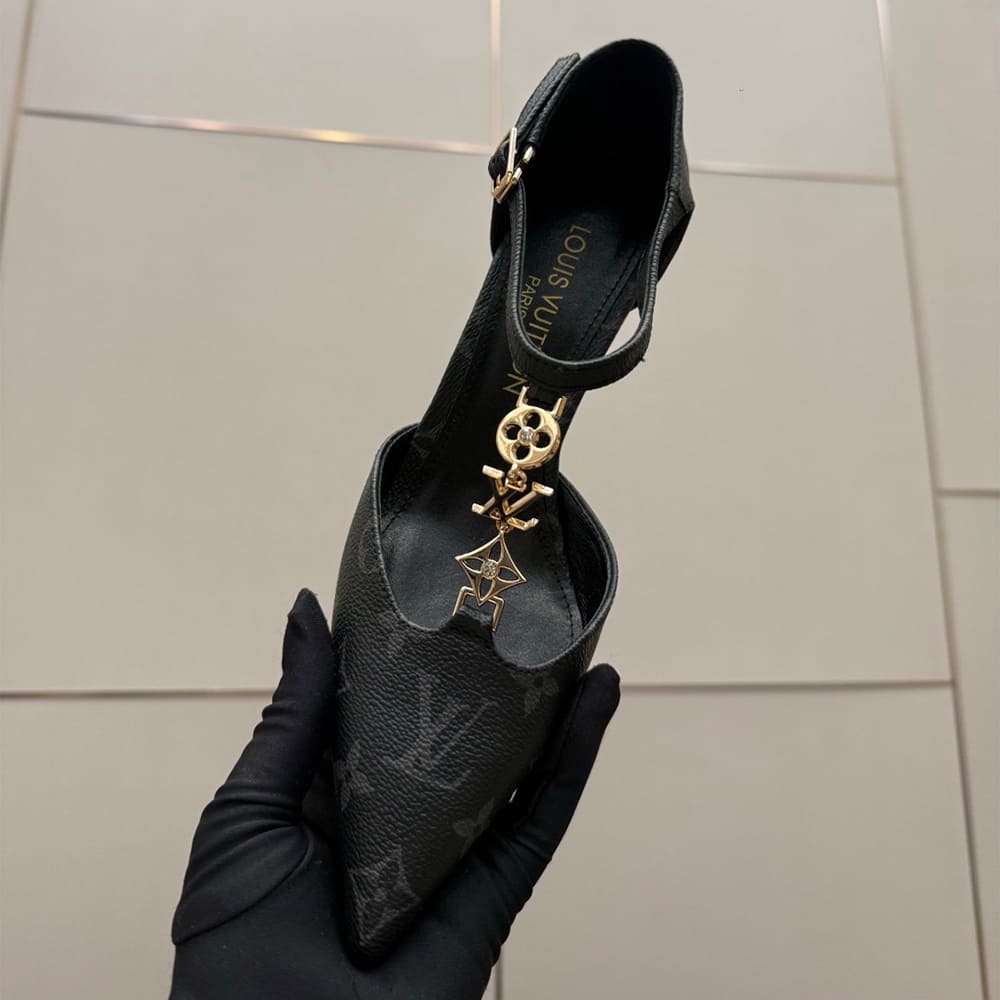 LV Ankle Strap Pumps (EU SIZE 34-41)