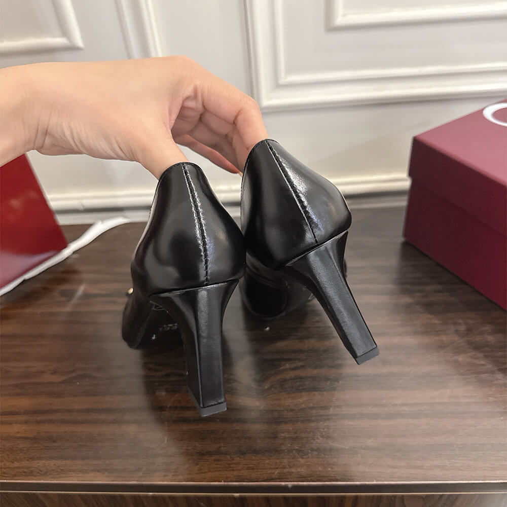 Gvc*1 Women’s Signora pump (EU SIZE 36-42)