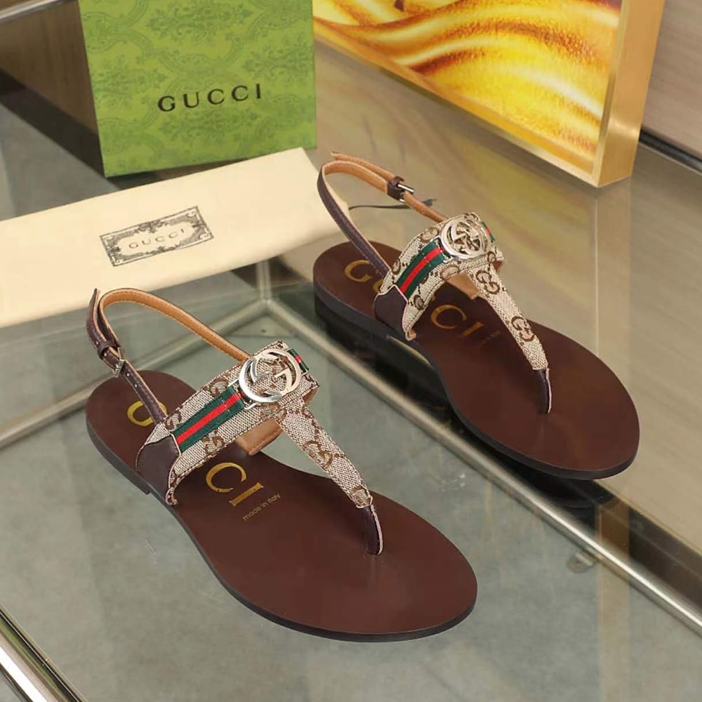Gvc*1 Women’s Interlocking G Web sandal (EU SIZE 35-42)