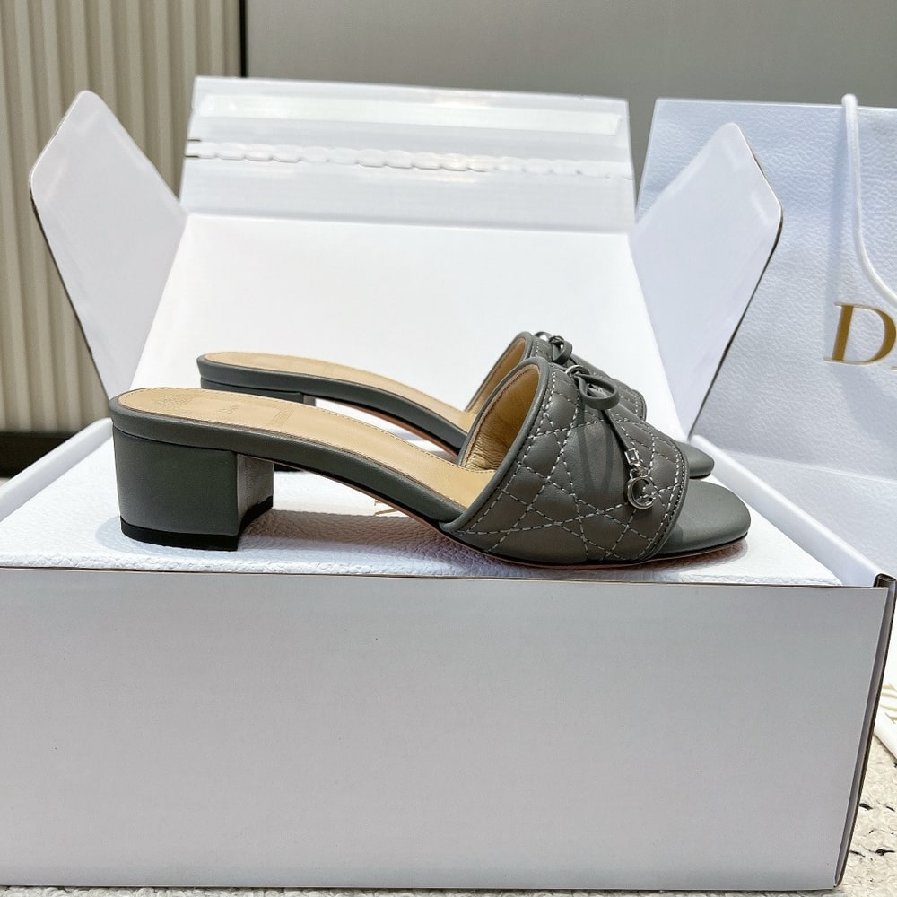 D10r Cannage Heeled Slide (EU SIZE 35-42)