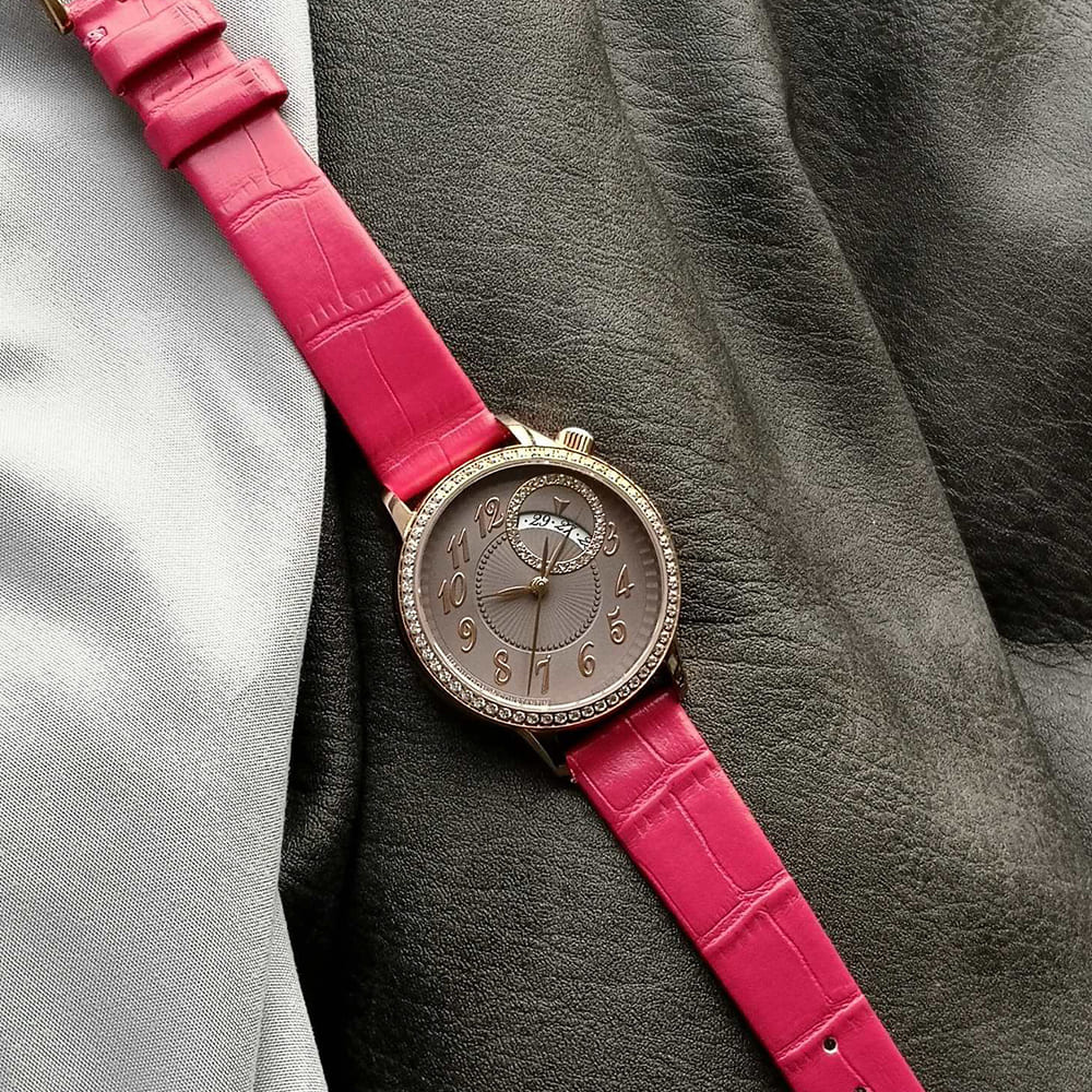 Vacheron C0nstan1n Egerie Moon phase