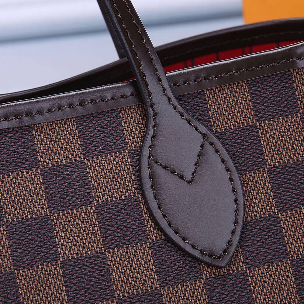 L0vis Vvtt0n NEVERFULL PM