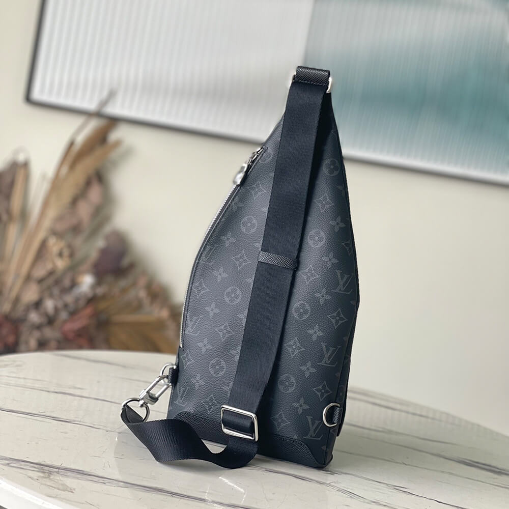 L0vis Vvtt0n Duo Slingbag
