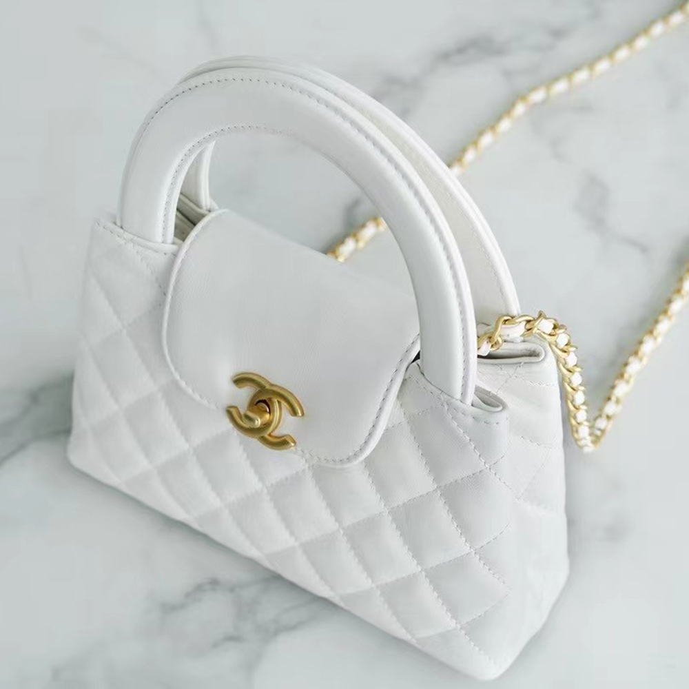 Ch**el Kelly Clutch with Chain