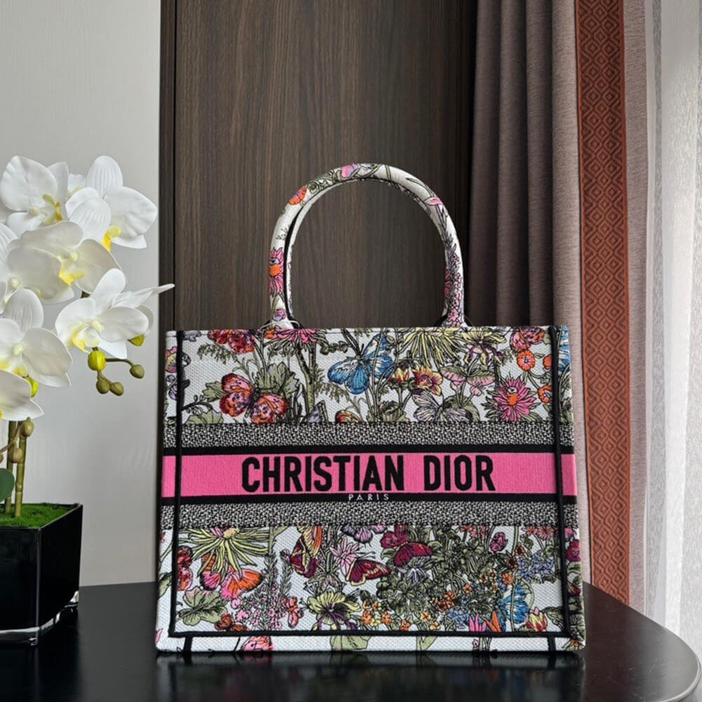 Medium D10r Book Tote