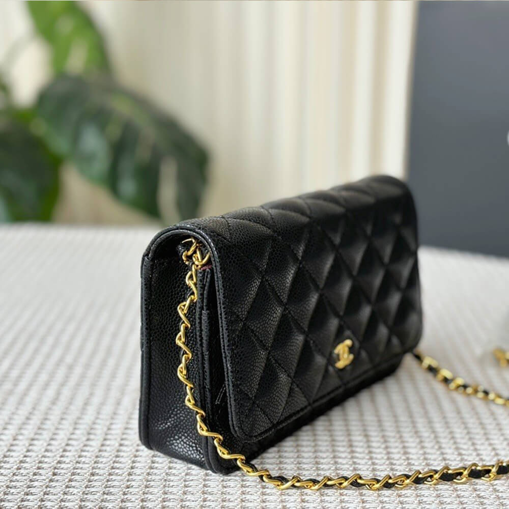 Ch**el chain bag