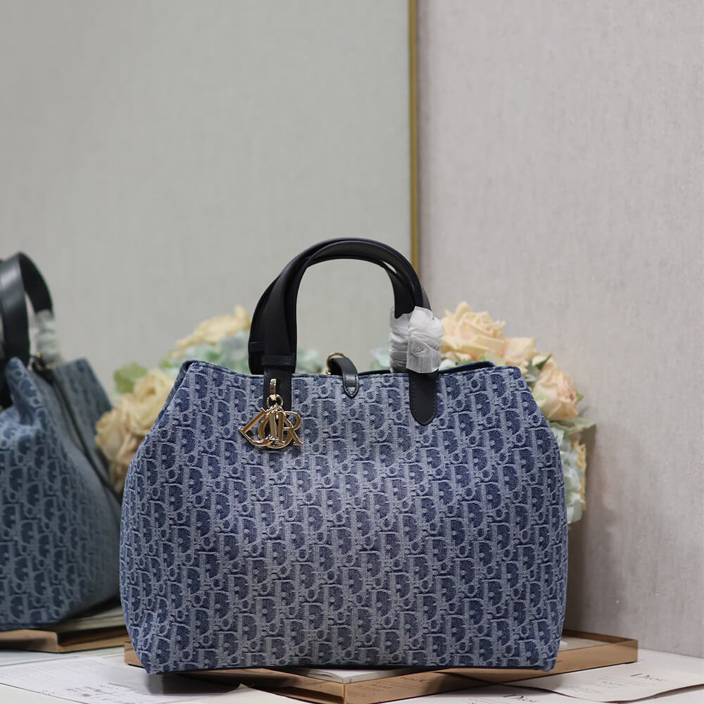 Large D10r Toujours Bag