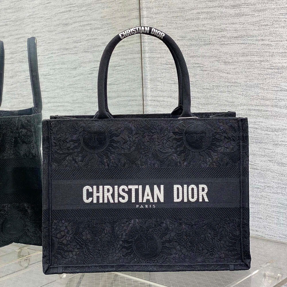 Medium D10r Book Tote