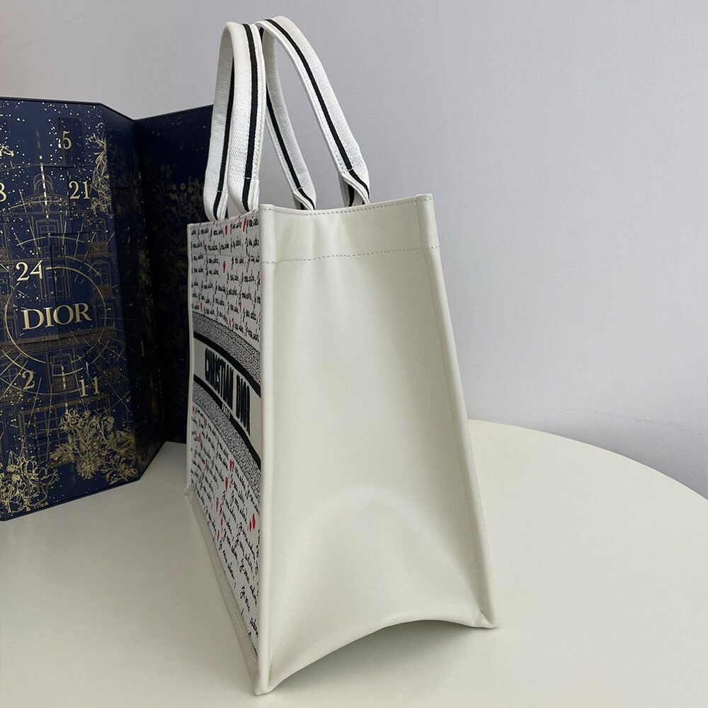 D10ramour Medium D10r Book Tote