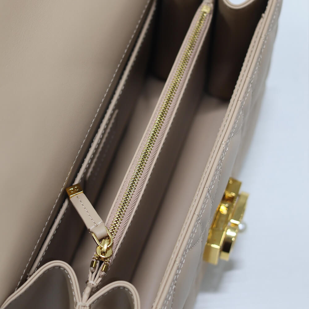 Medium D10r Ange Bag
