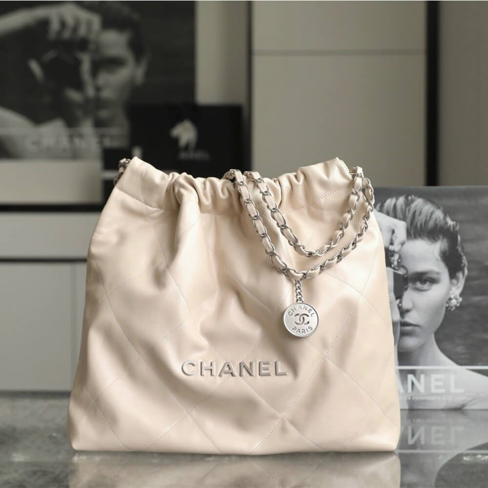Ch**el 22 HANDBAG(high-end grade)