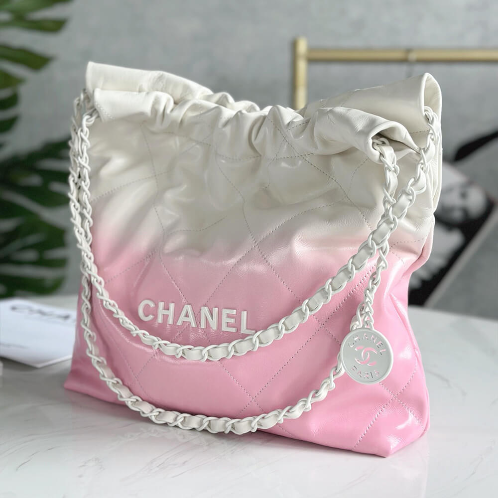 Ch**el 22 HANDBAG(high-end grade)