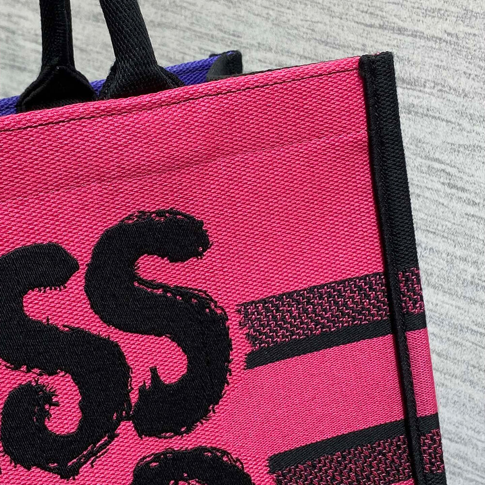 Medium D10r Book Tote