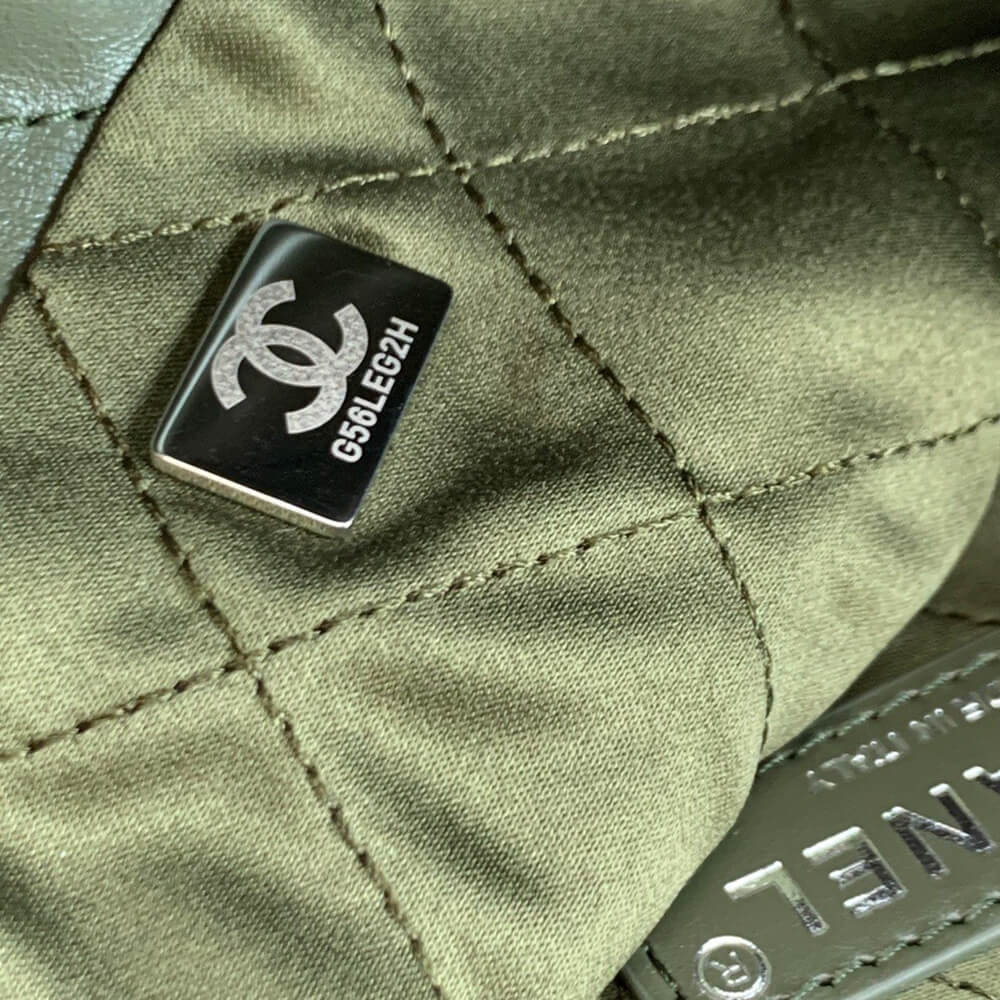 Ch**el 22 HANDBAG(high-end grade)