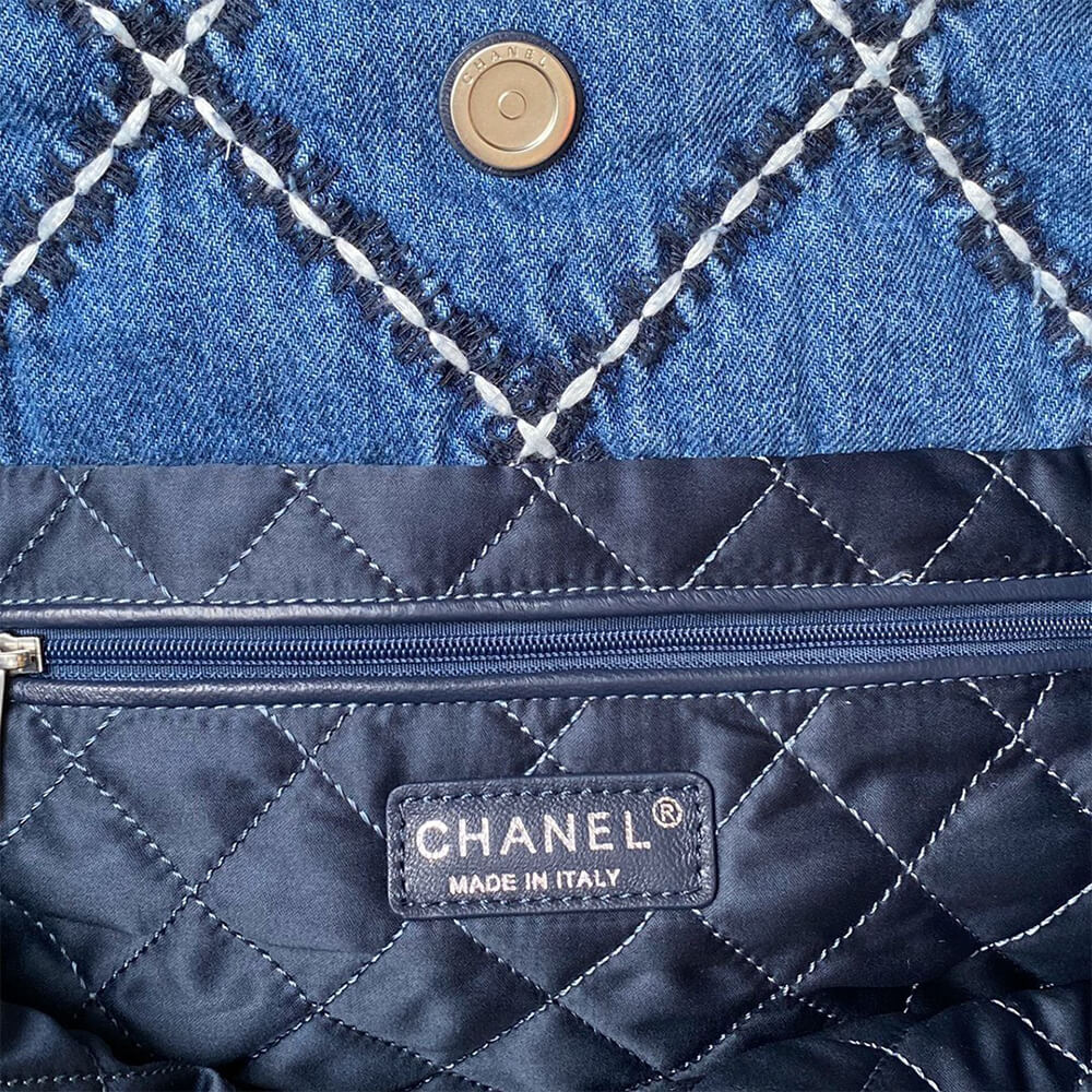 Ch**el 22 HANDBAG(high-end grade)