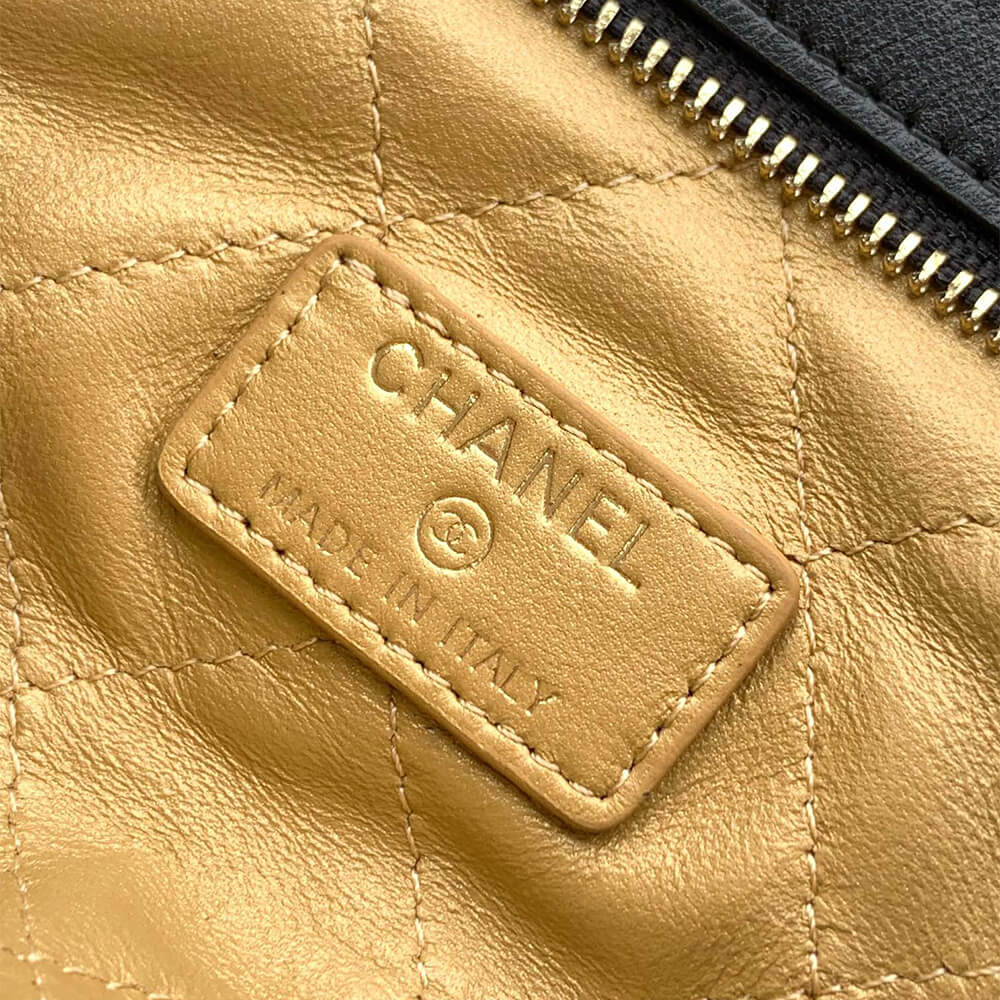 Ch**el Clutch With Chain(HIGH-END GRADE)