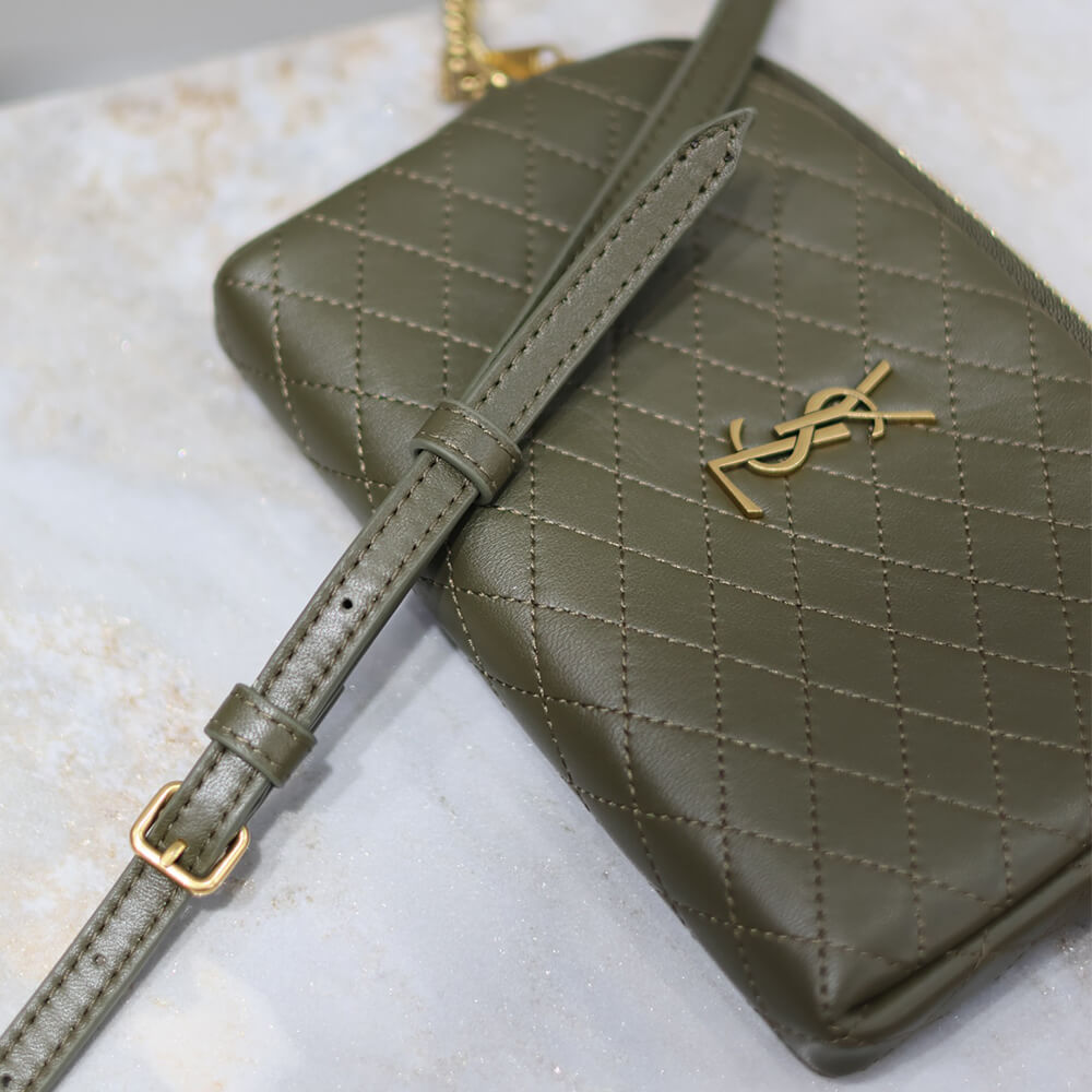 Y51 Gaby zipped pouch in quilted lambskin
