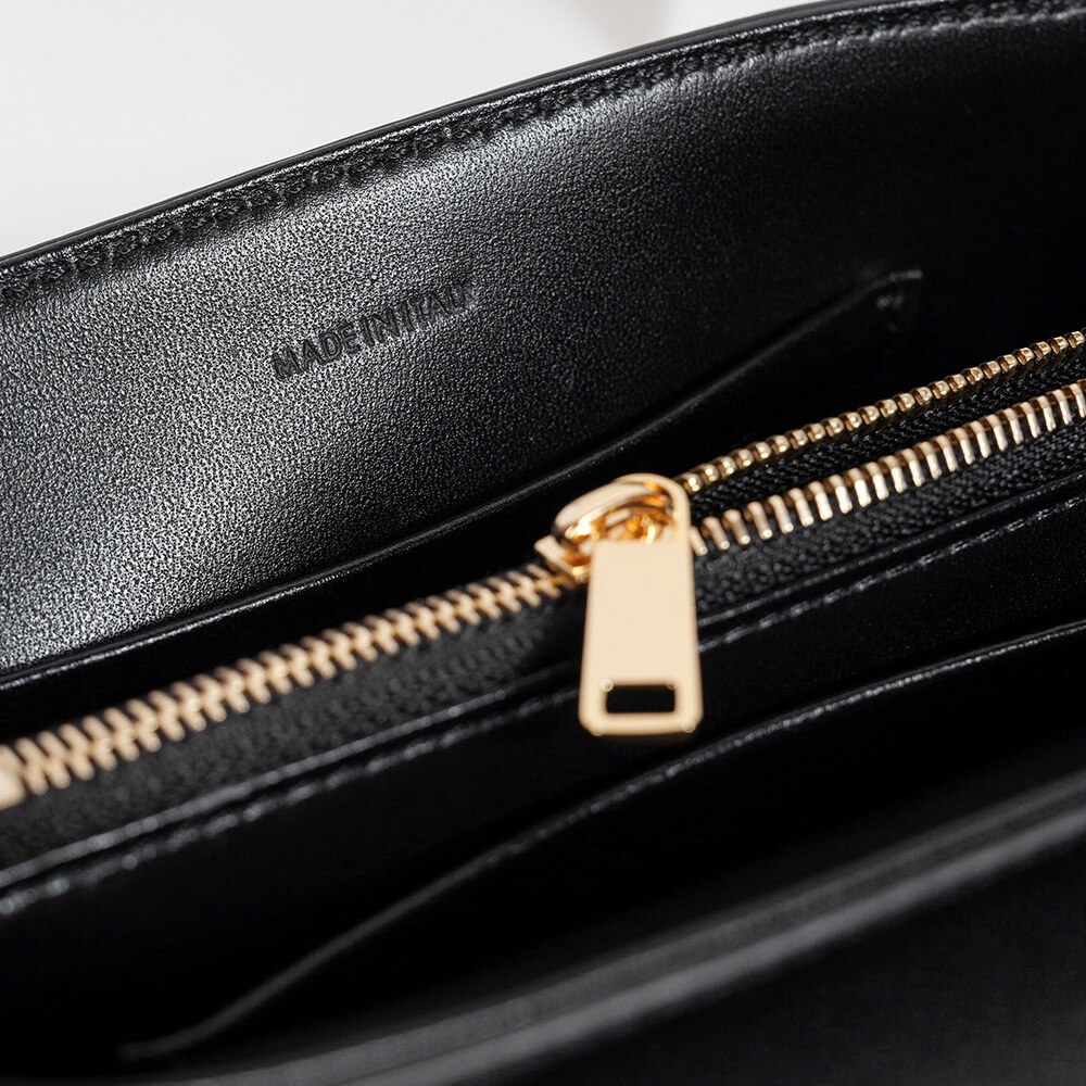Ce1i*e TEEN NINO BAG IN TRIOMPHE CANVAS(HIGH-END GRADE)