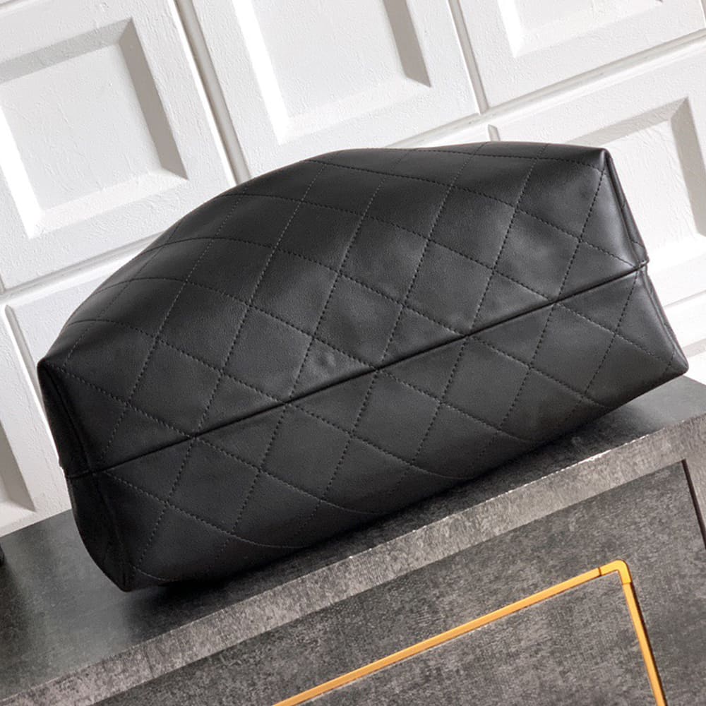 Ch**el LARGE HOBO BAG(HIGH-END GRADE)