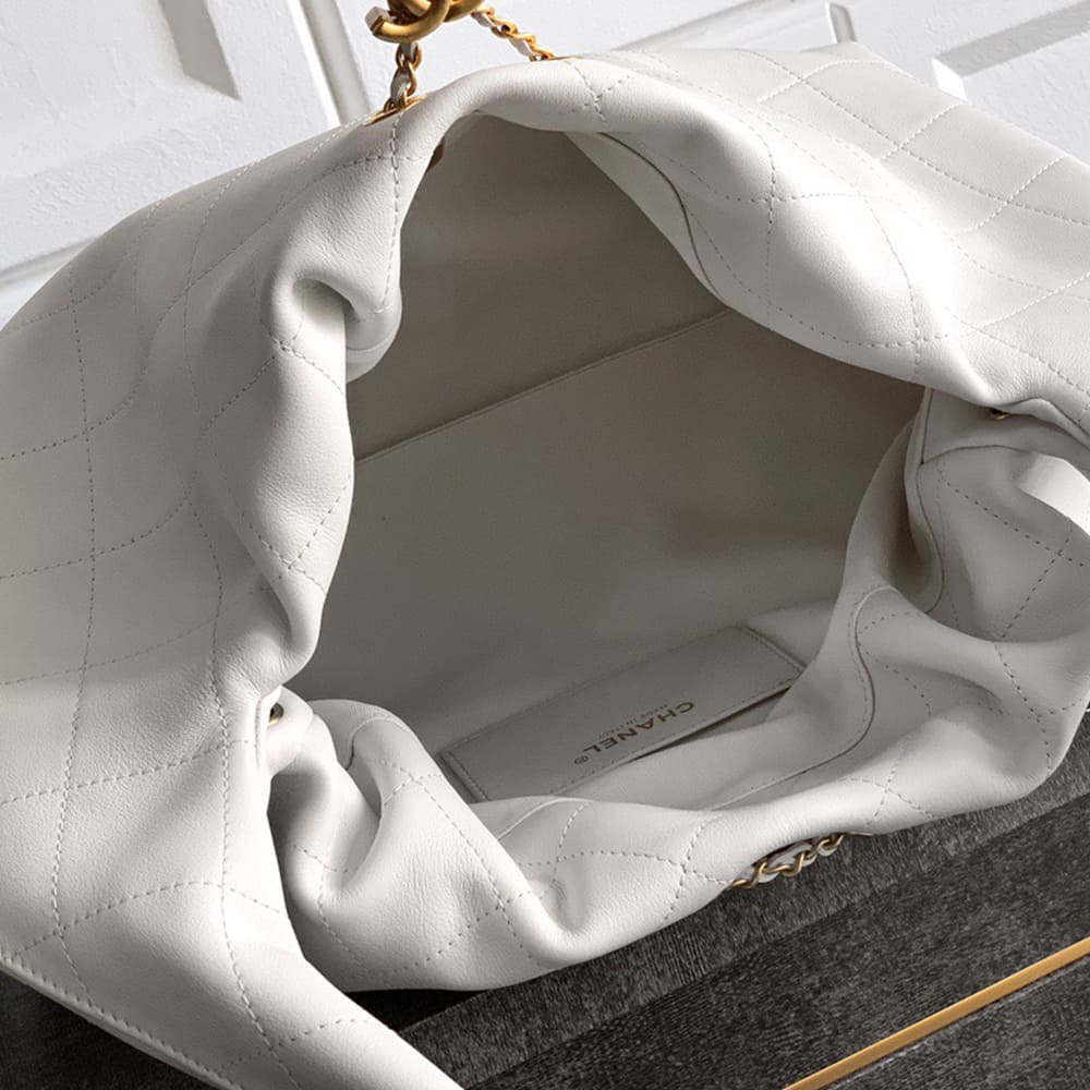Ch**el LARGE HOBO BAG(HIGH-END GRADE)
