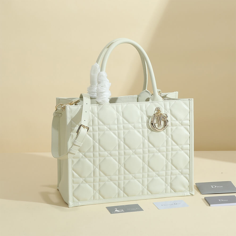 D10r Medium D10r Book Tote(High-End Grade)