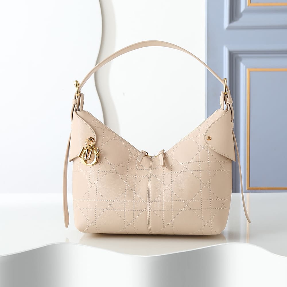 D10r Medium D10r Voyage Bag