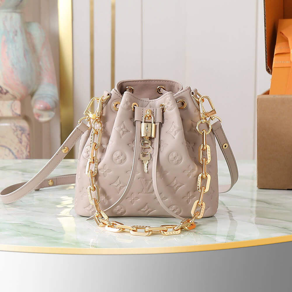 LV Coussin Bucket