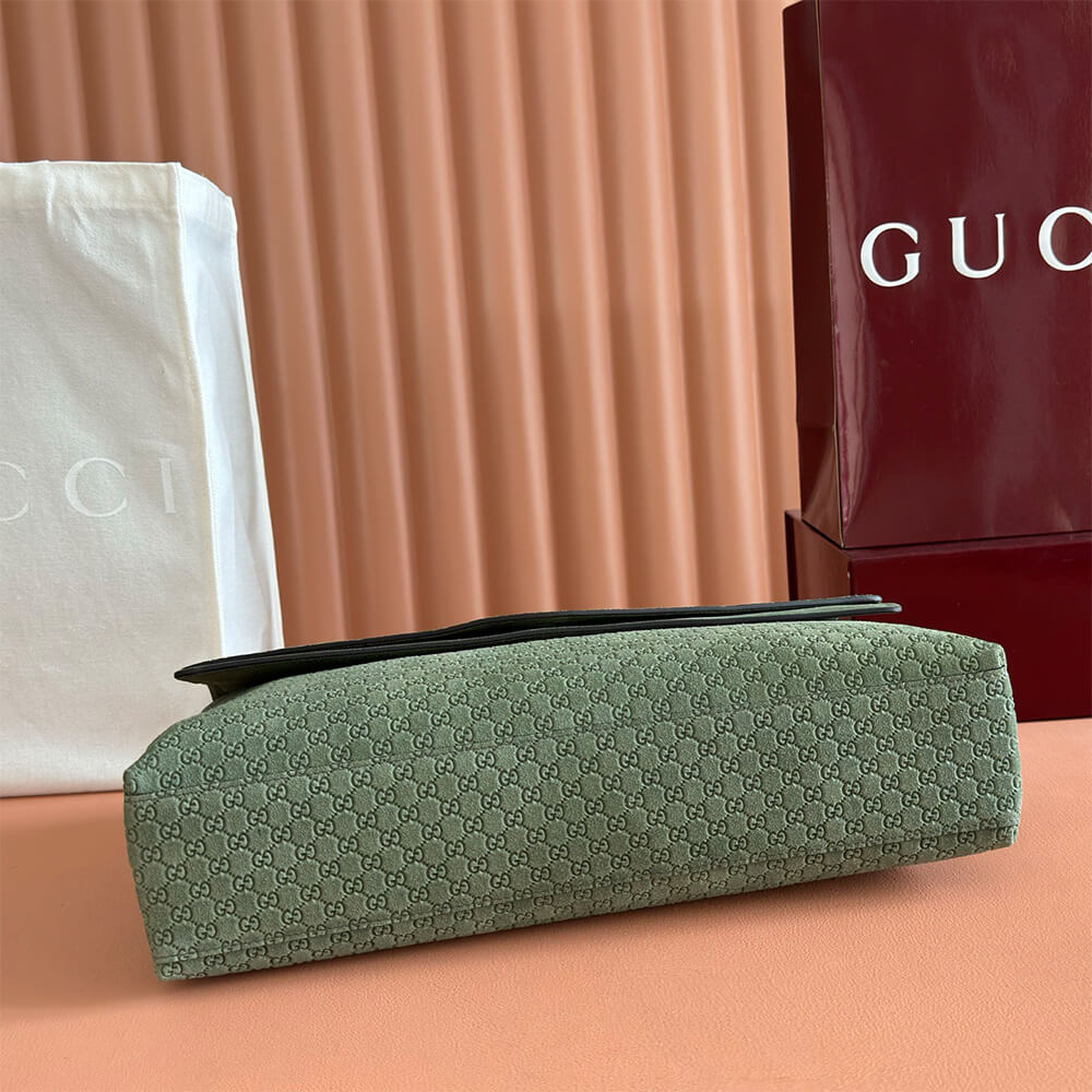 Gvc*1 Large shoulder bag with chain(HIGH-END GRADE)