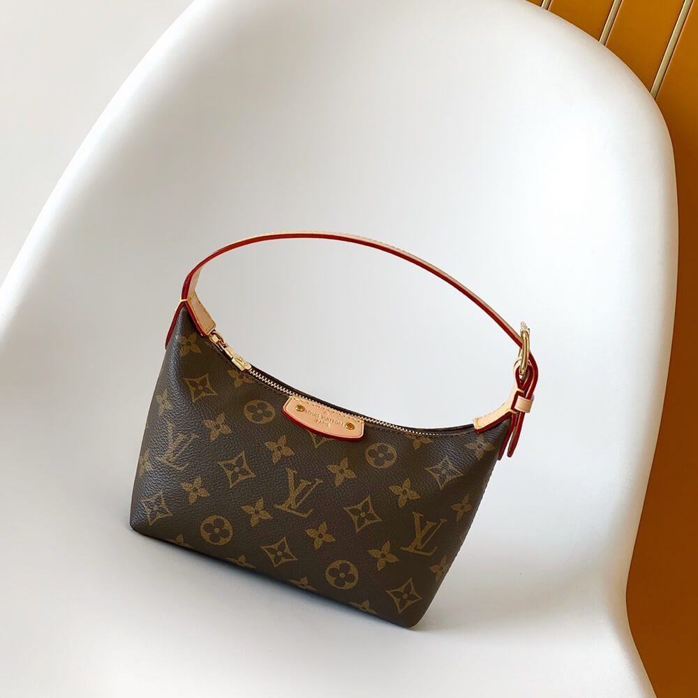 LV Pochette Hills