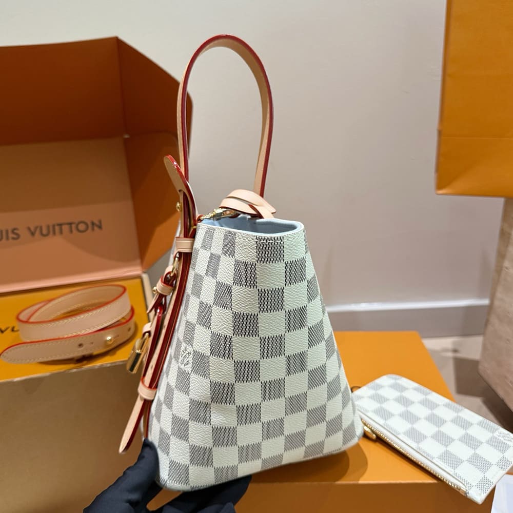 LV All In BB