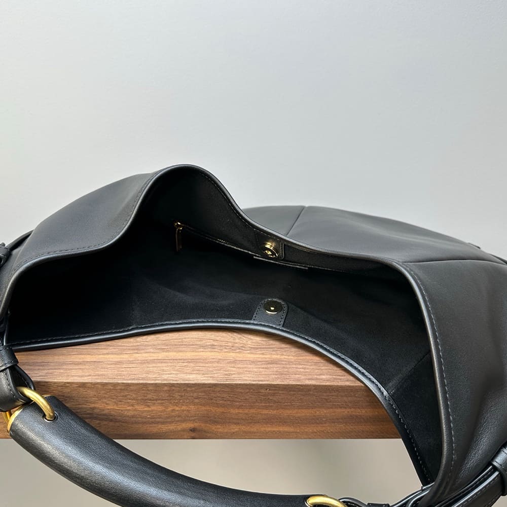 Y51 MOMBASA medium in leather(HIGH-END GRADE)